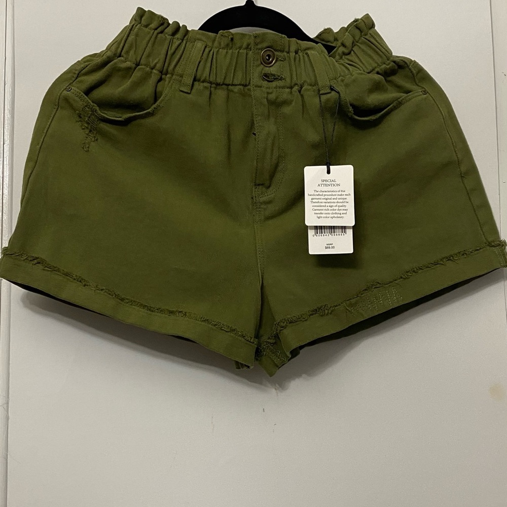 A Loves A - Army green paper bag shorts size 27 olive 100% cotton